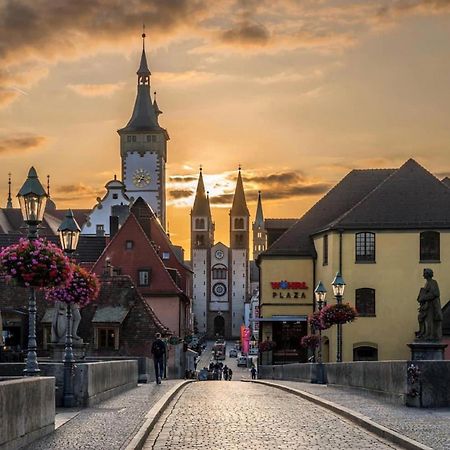 Wohnung Alte Mainbruecke - Gratis Kaffee - Netflix - Balkon Würzburg Esterno foto