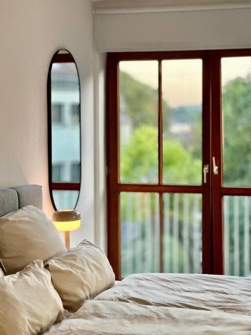 Wohnung Alte Mainbruecke - Gratis Kaffee - Netflix - Balkon Würzburg Esterno foto