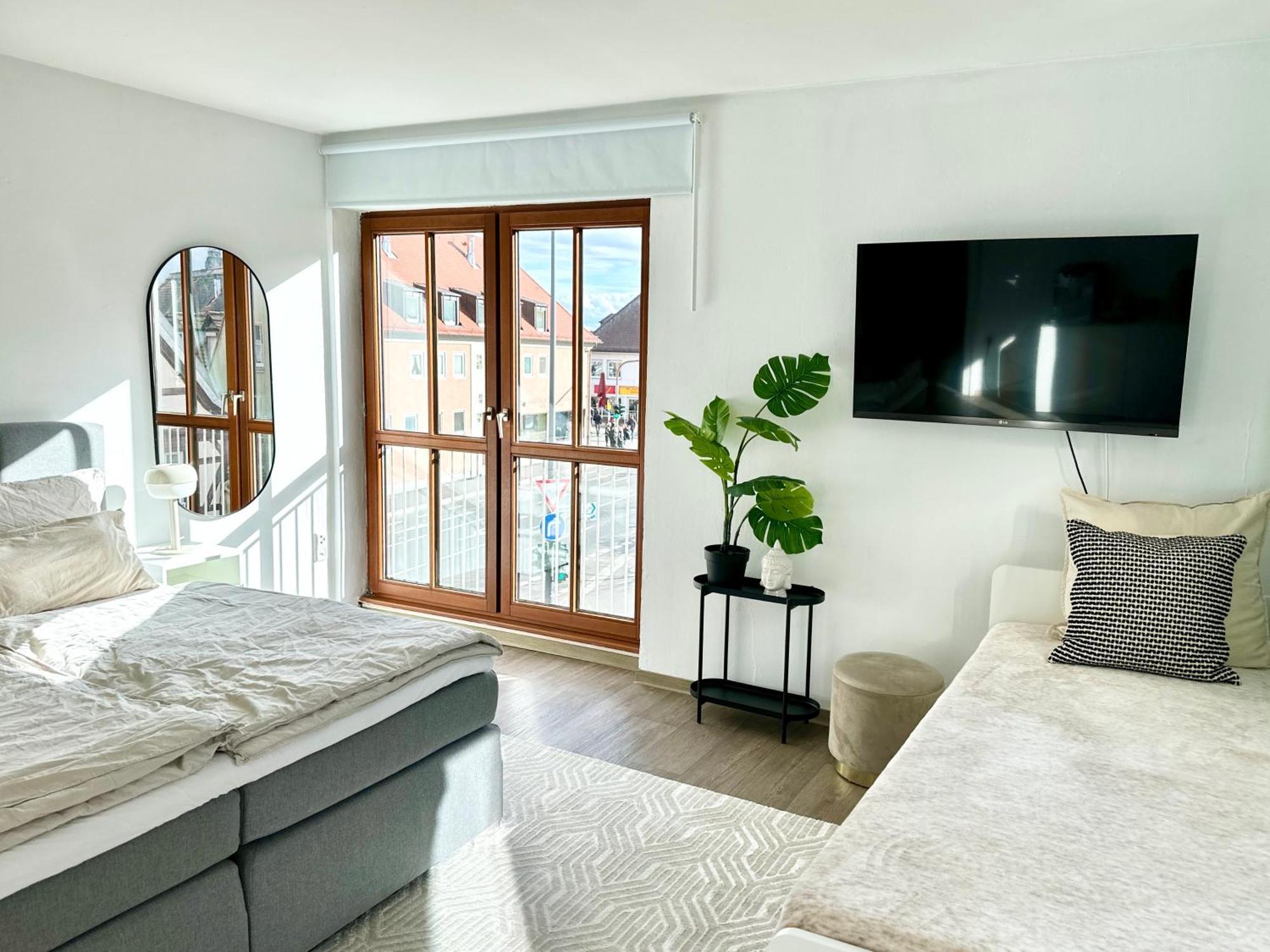 Wohnung Alte Mainbruecke - Gratis Kaffee - Netflix - Balkon Würzburg Esterno foto